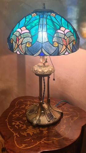 Lampe ancienne regule - , patiné