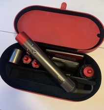 Dyson airwrap rouge très - rouge,
