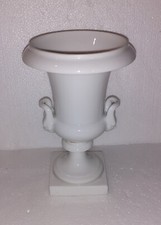 ANCIEN VASE MEDICIS DEBUT 19 ème EN PORCELAINE BLANCHE HAUTEUR ENVIRON 20 CM