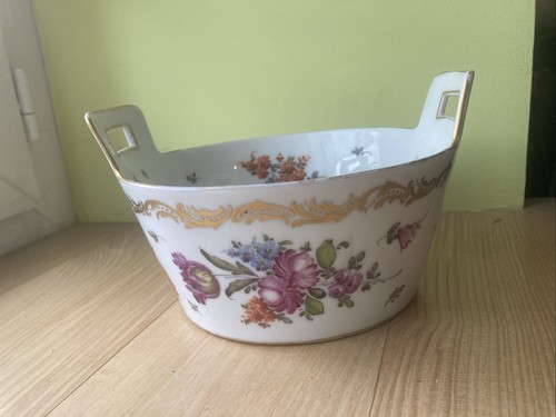 Cache pot porcelaine - en,