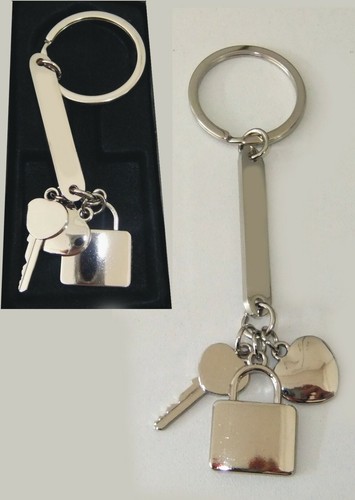 Porte cles charms coeur - porte,
