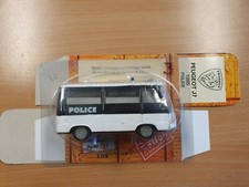 Norev Hachette 1/43 - Peugeot J7 Police 1965 neuf !