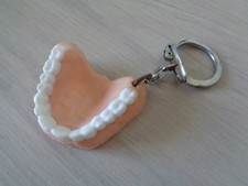 PORTE CLE CURIOSITE DENTIER