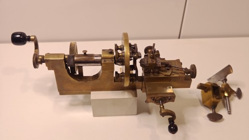 Lot rare outillage - :,
