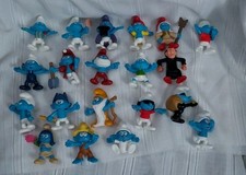 LOT 20 FIGURINES LES SCHTROUMPFS COLLECTION MAC DO  
