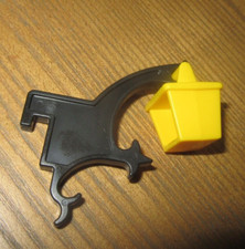 PLAYMOBIL lanterne jaune avec attache  chateau maison  moyen age neuf    iso11