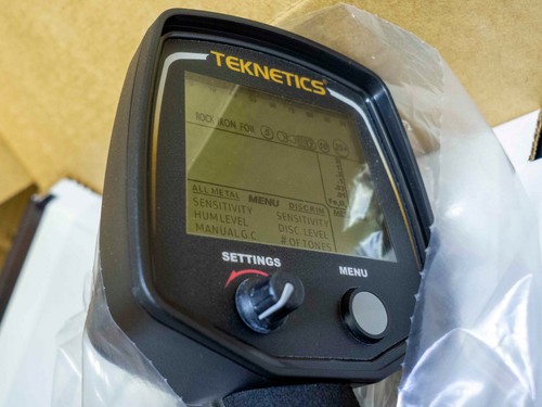 Teknetics metal detector - t2,
