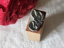 Petit tampon ancien monogramme