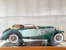 Maquette MERCEDES-BENZ 540K THE TRUE ROADSTER  montée au 1/8 POCHER avec vitrine