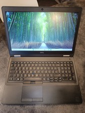 DELL 5570 15.6' Core i3-6100U 2.3Ghz Windows 11 PRO - TBE