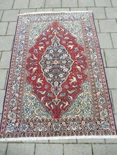 Beau Vieux Tapis Oriental En