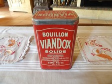 Ancienne boite publicitaire en