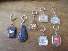 Lot de 7 porte-clés huile moteur BP AZUR CASTRO IGOL CALTEX MOTUL automobile