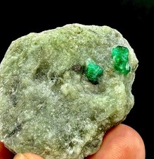 Beau spécimen de cristal