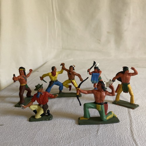 Anciennes figurines starlux - figurines,