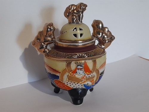 Ancien petit pot - pot, brule