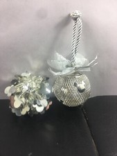 2 DISNEY SILVER MESH Ball