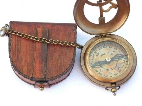 Ancienne boussole laiton - ancienne,