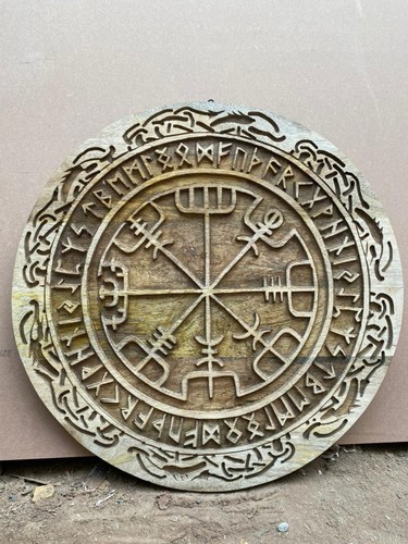 Bouclier viking croix celtique