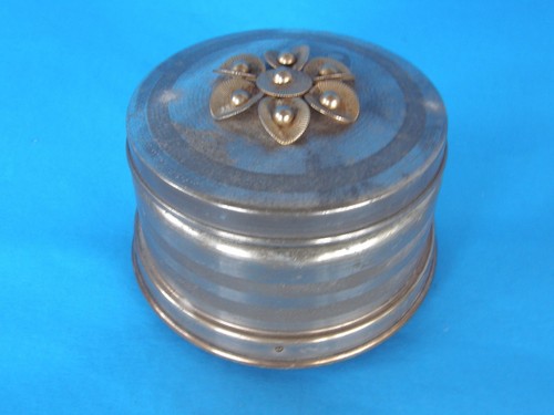 Vintage antique round metal - vintage/antique,