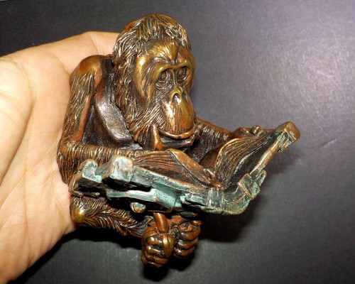 Figurine orang outan discworld - figurine,
