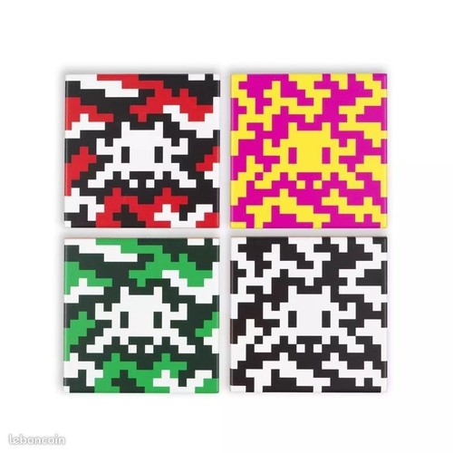 Sealed set tiles space - 4,
