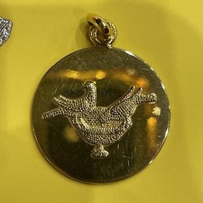Pendentif chrétien, colombes