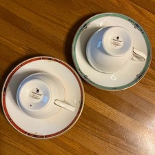 Paire de soucoupes Wedgwood