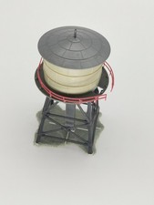 MODÉLISME FERROVIAIRE ÉCHELLE HO PETIT CHÂTEAU D'EAU