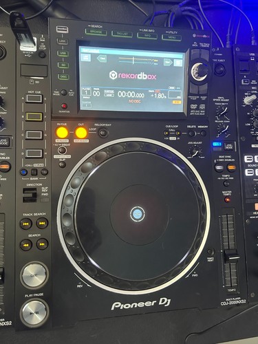 Pioneer cdj 2000 - , nexus