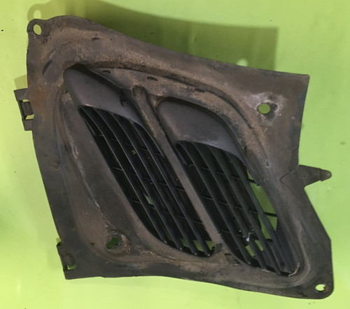 Grille prise air capot - grille, /