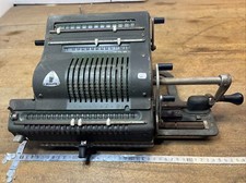 N.1 Machine À Calculer