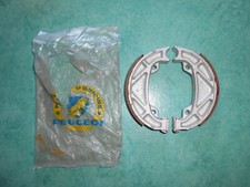 Mâchoires frein tambour 120 mm Peugeot SX5 / Motobécane 50EW neuve ancien stock