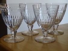 SAINT LOUIS 4 VERRES A VIN
