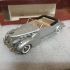 REXTOYS REF 12 CADILLAC V 16