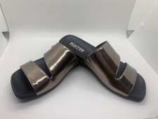 Brand New In The Box Slim Sqaure Cut Sandals 5 Fast Shipping