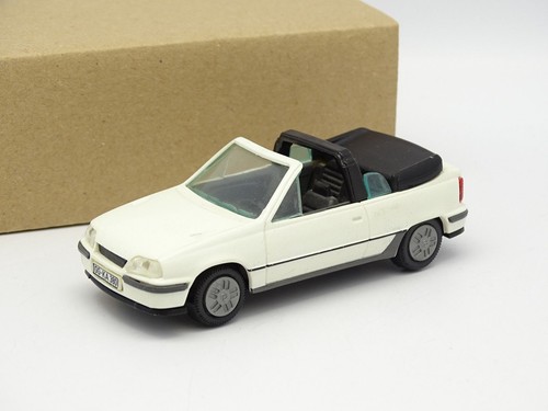 Gama opel kadett gsi - 1/43,