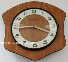 ancienne Horloge JUNGHANS lic ato clock pendule année 60 TBE pile LR14 quartz