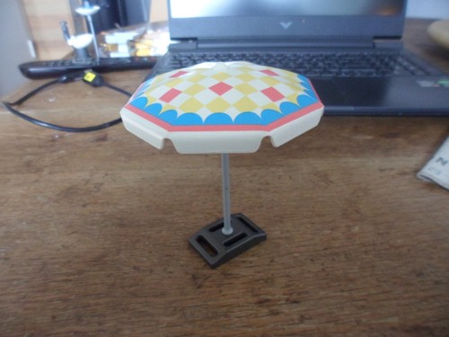 Parasol sur pied playmobil - ,