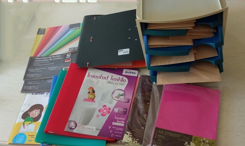 Lot fournitures trieur avec - lot,
