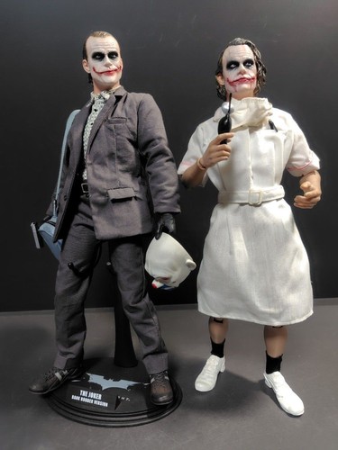 Hot toys the dark knight - toys, joker