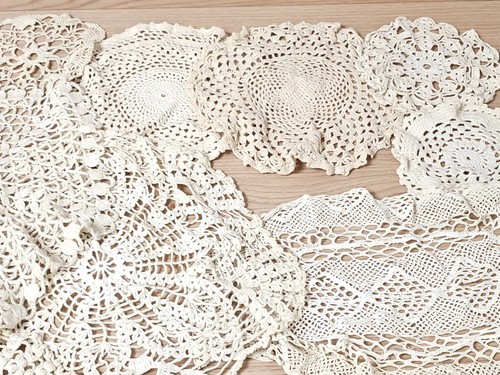 Lot sets table brodés - de,