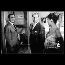 Photo F.006528 JEANNE MOREAU LINO VENTURA JEAN GABIN TOUCHEZ PAS AU GRISBI 1954
