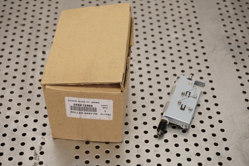 Xerox tray feed nudger - 3, roll