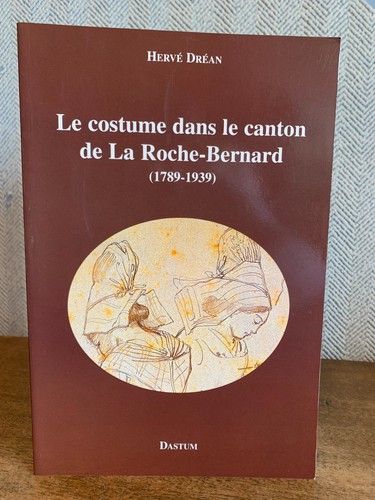 Morbihan costume dans le - costume,