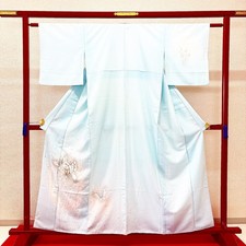 Kimono japonais 'HOUMONGI' polyester/papillon/fleur/histoire/longueur : 161...