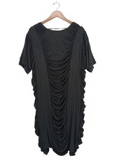 COS Robe à manches courtes