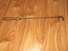 ancien outil  griffe en fer forgé-art populaire