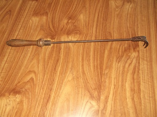 Ancien outil griffe fer - ,