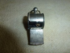 ANCIEN SIFFLET FONCTIONNE